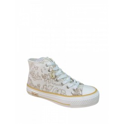 Suola platform da 4 cm per un look slanciato e contemporaneo, ideale per la stagione Primavera/Estate 2026.